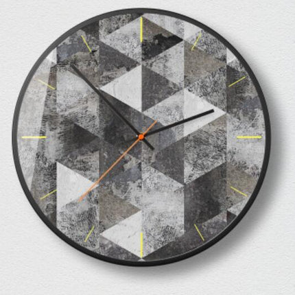 Futuristisk vægur med geometrisk design
