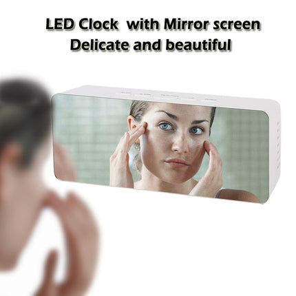 Digitalt vækkeur med spejl display