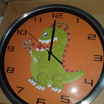 Orange børneur med grøn dinosaur