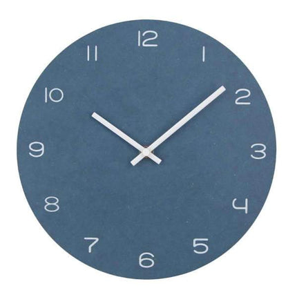 Minimalistisk rundt design vægur til stuen