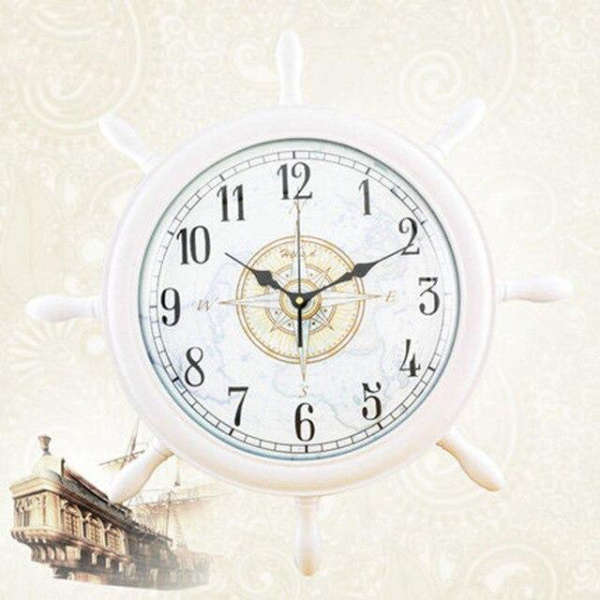 Stort maritimt vægur som skibsror