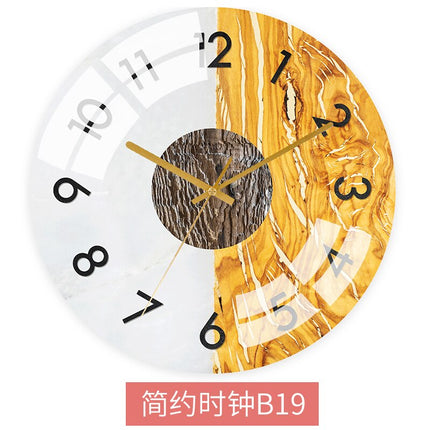 Farverigt vægur med abstrakt design