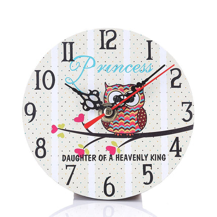 Sødt børnevægur i træ med ugle