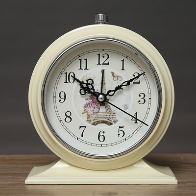 Klassisk rundt bordur til skrivebordet