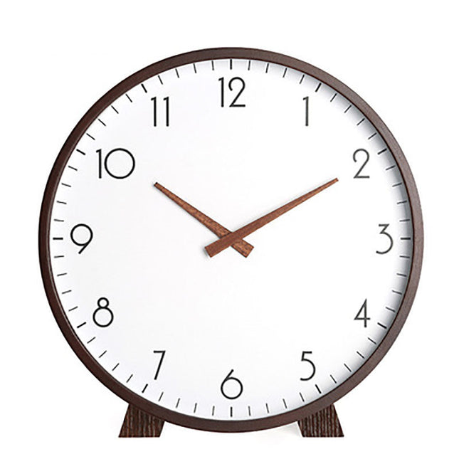 Minimalistisk rundt bordur i lyst træ