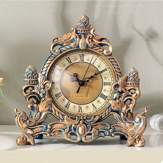 Antikt bordur i udsmykket barokstil