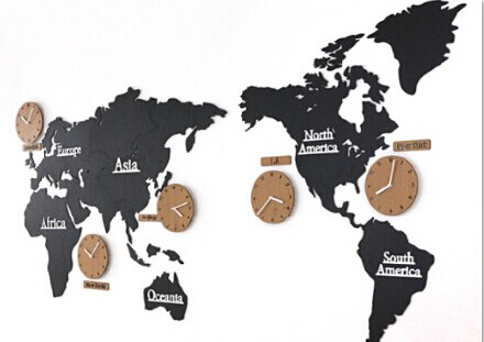 Vægur med verdenskort og 5 tidszoner