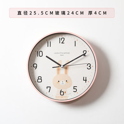 Rundt vægur med sød kanin