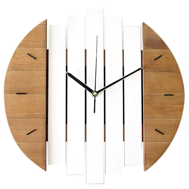 Moderne vægur i dekonstrueret design