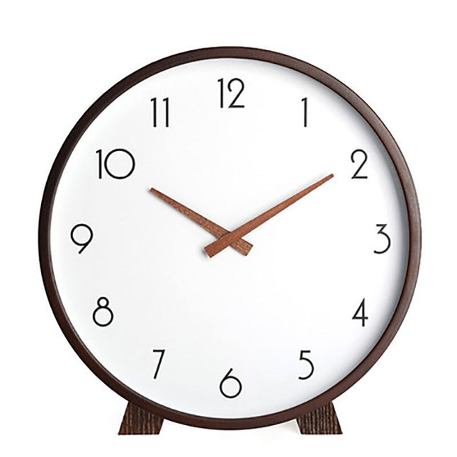 Minimalistisk rundt bordur i lyst træ