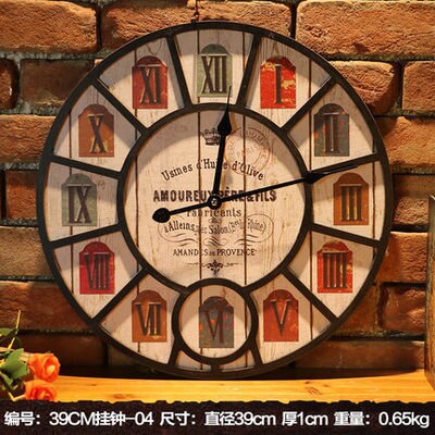 Vintage vægur med sommerfugl motiv