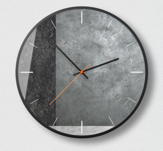 Futuristisk vægur med geometrisk design