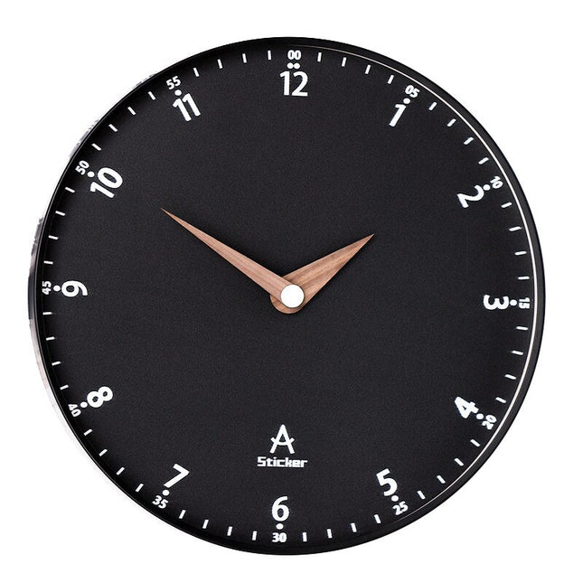 Minimalistisk sort vægur med trævisere