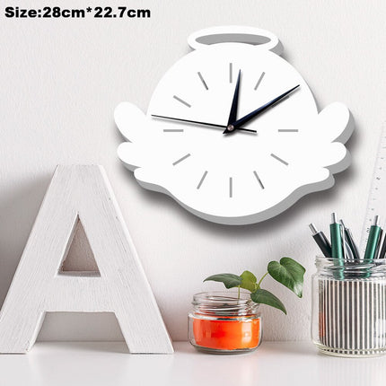 Hvidt vægur formet som raket