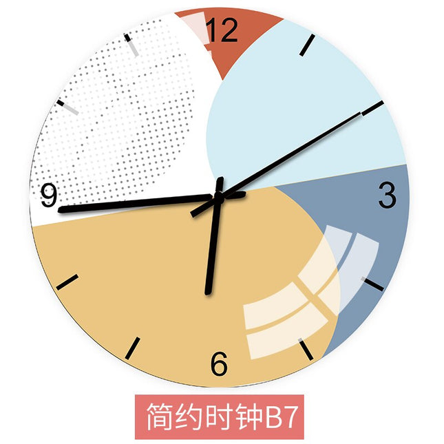 Farverigt vægur med abstrakt design