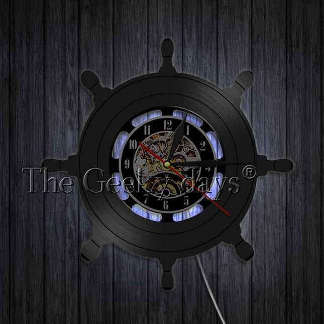 Maritimt vinyl-ur med anker motiv