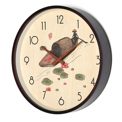 Vægur i træ med bambus motiv