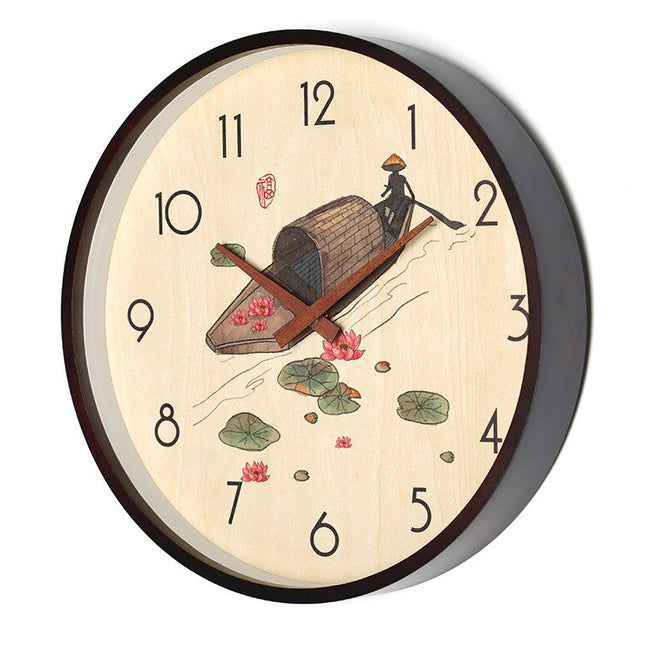 Vægur i træ med bambus motiv