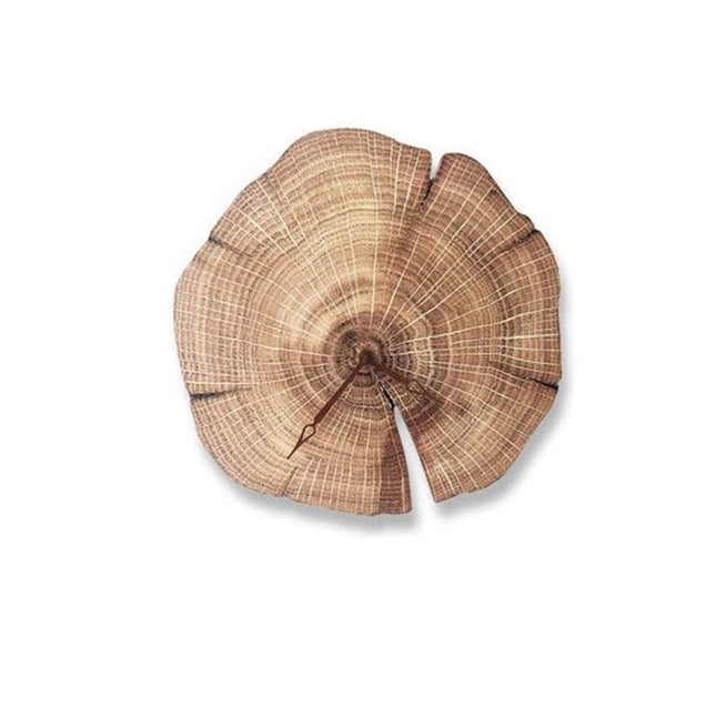 Rustikt vægur lavet af træskive