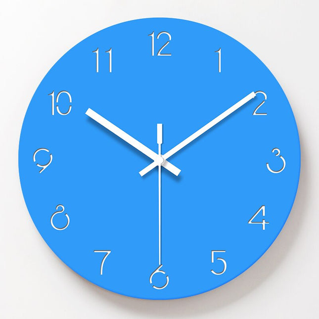 Enkelt og moderne rundt vægur