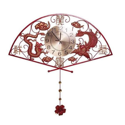 Stort asiatisk vægur med drage design