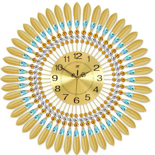 Stort luksus vægur i guld design