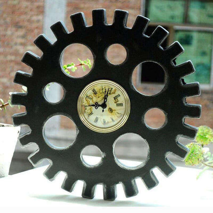 Industrielt vægur formet som tandhjul