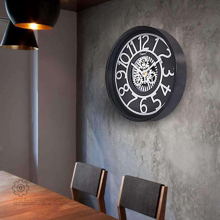 Moderne vægur med synlige tandhjul