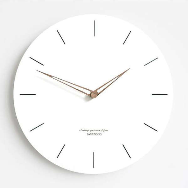 Simpelt vægur til badeværelset