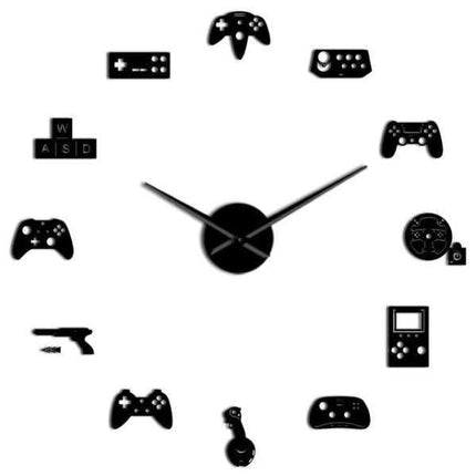 Retro gaming vægur med controllere