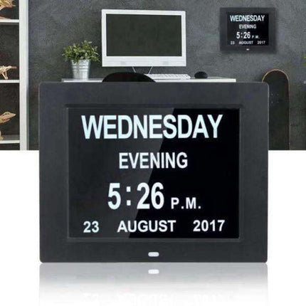 Stort digitalt ur med ugedag