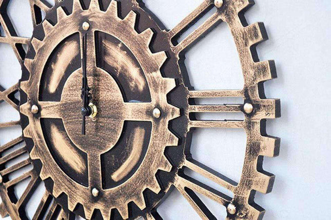 Stort retro vægur med tandhjul design