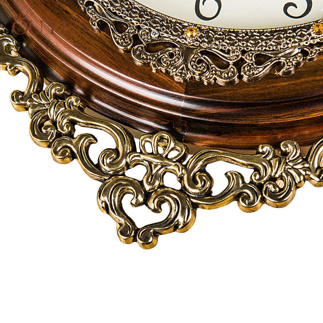 Antikt vægur i træ og metal