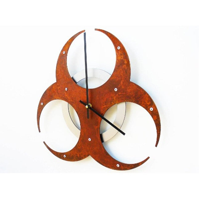 Rustikt metal vægur biohazard symbol