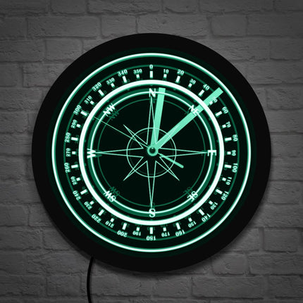 Rundt LED vægur med kompas design