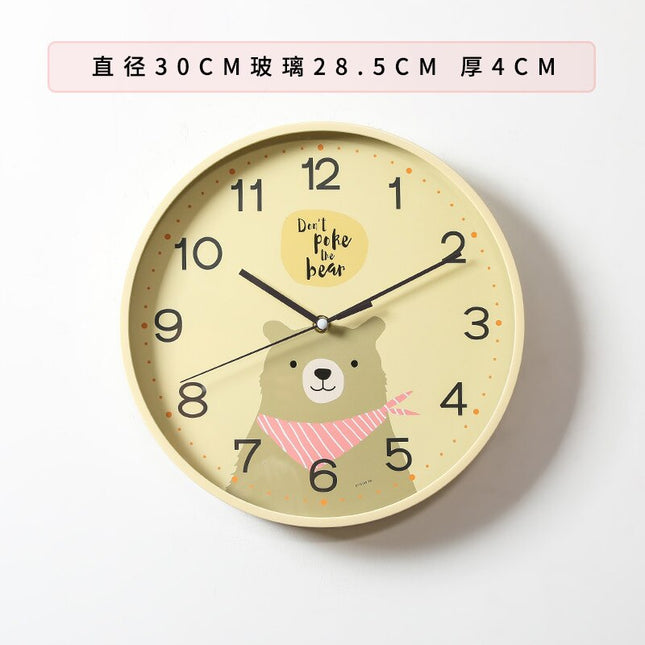 Rundt vægur med sød kanin