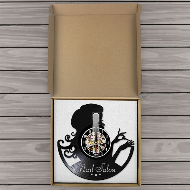 Vinylplade ur til neglesalon dekoration