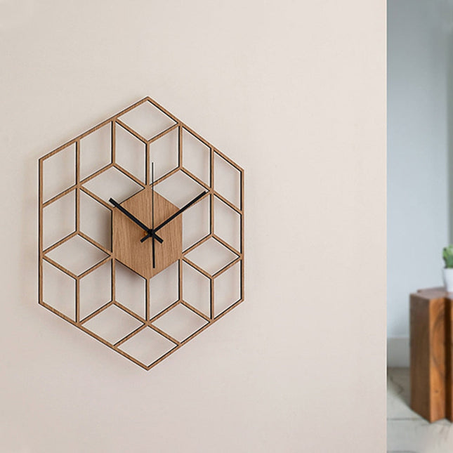 Geometrisk vægur i træ med 3D-effekt