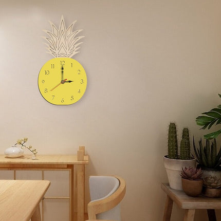 Sjovt vægur formet som ananas