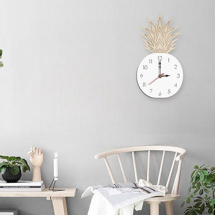 Sjovt vægur formet som ananas