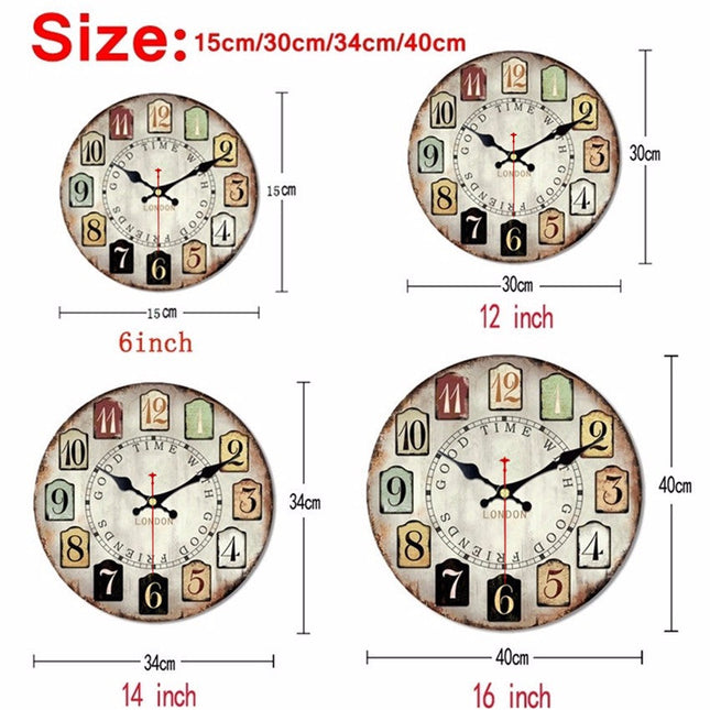 Vægur i træ med tropisk bladmotiv