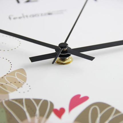 Kunstnerisk vægur med zen cirkel design