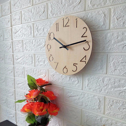 Minimalistisk vintage vægur i lyst træ