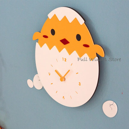 Vægur formet som kylling i æg