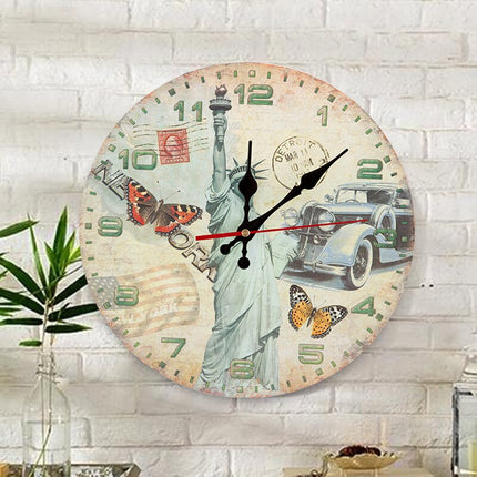 Originalt vægur i træ med ugler