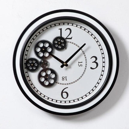 Steampunk vægur med guld tandhjul