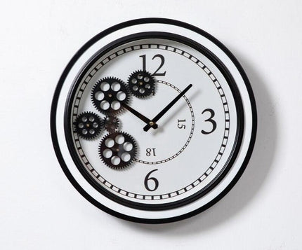 Steampunk vægur med guld tandhjul