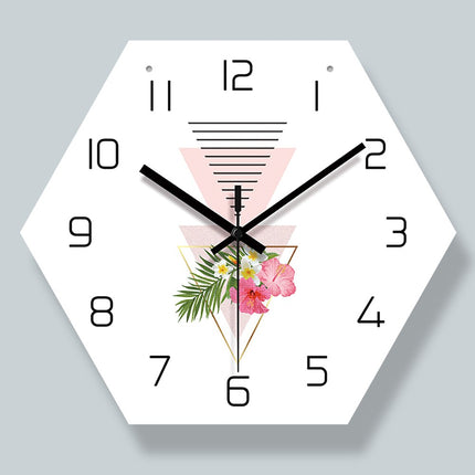 Sekskantet vægur med geometrisk blomsterdesign