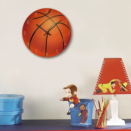 Vægur til børneværelse med fodbold