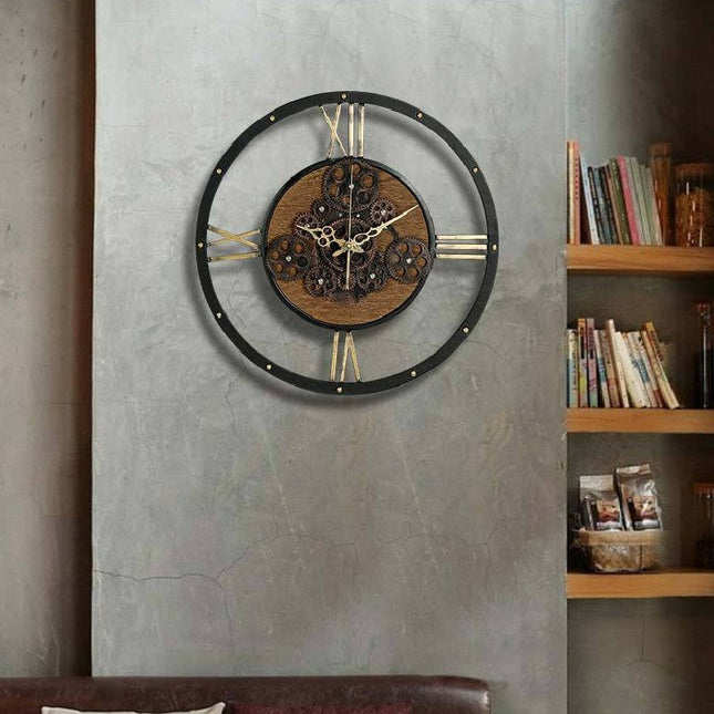 Vægur med synlige bevægelige tandhjul